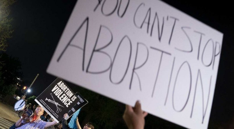 Grupos a favor e contra o aborto se manifestam em Washington