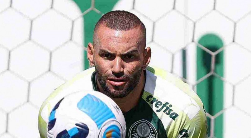 Goleiro Weverton, do Palmeiras