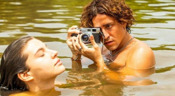 Juma Marru&aacute; e Jove se beijaram pela primeira vez em banho de Rio, em Pantanal 2022