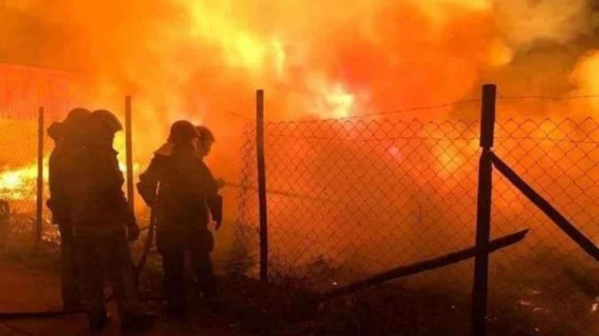 Na Sibéria, incêndios deixam dez mortos e cerca de 200 edifícios em chamas