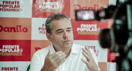 O deputado Danilo Cabral anunciou que fará a duplicação da BR-232 até Serra Talhada e a construção de uma terceira faixa deste município até Salgueiro