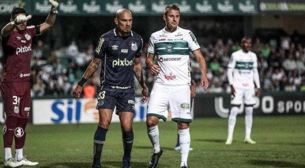 O Coritiba venceu o Santos por 1x0 na partida de ida.