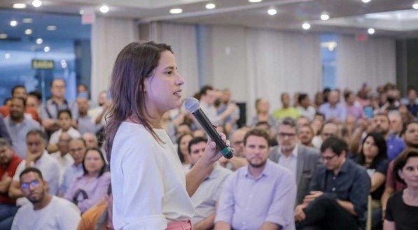 Em meio à turbulência do PSDB, Bruno reforça Raquel Lyra. 'É prioridade nacional'