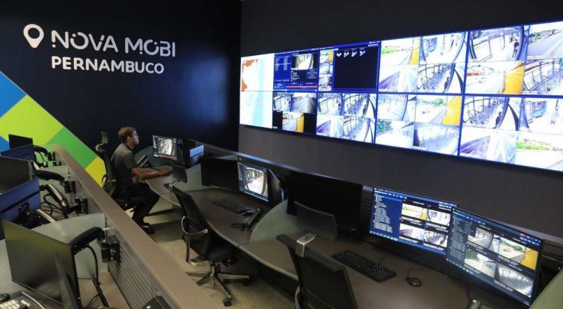 Estações também ganharam um verdadeiro BBB, que via Centro de Controle Operacional (CCO) faz o controle de todas as unidades e dos Terminais Integrados do Grande Recife