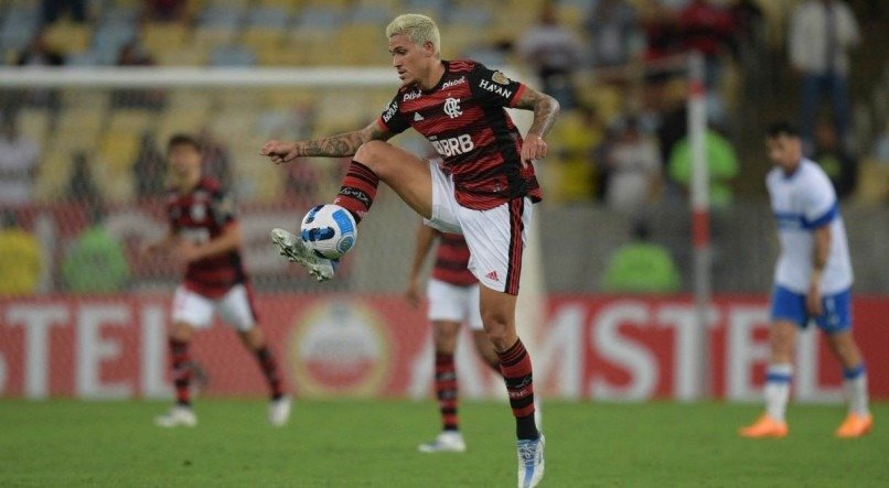 Pedro marcou o terceiro gol do Flamengo na vit&oacute;ria sobre o Universidad Cat&oacute;lica pela Libertadores