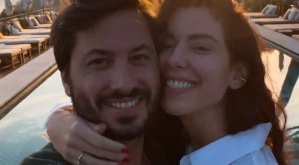 Pernambucana Camila Coutinho anuncia que está noiva; saiba todos os detalhes