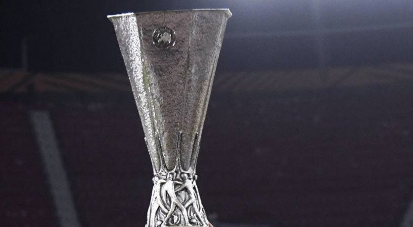 Frankfurt levou a ta&ccedil;a da Liga Europa em 2022