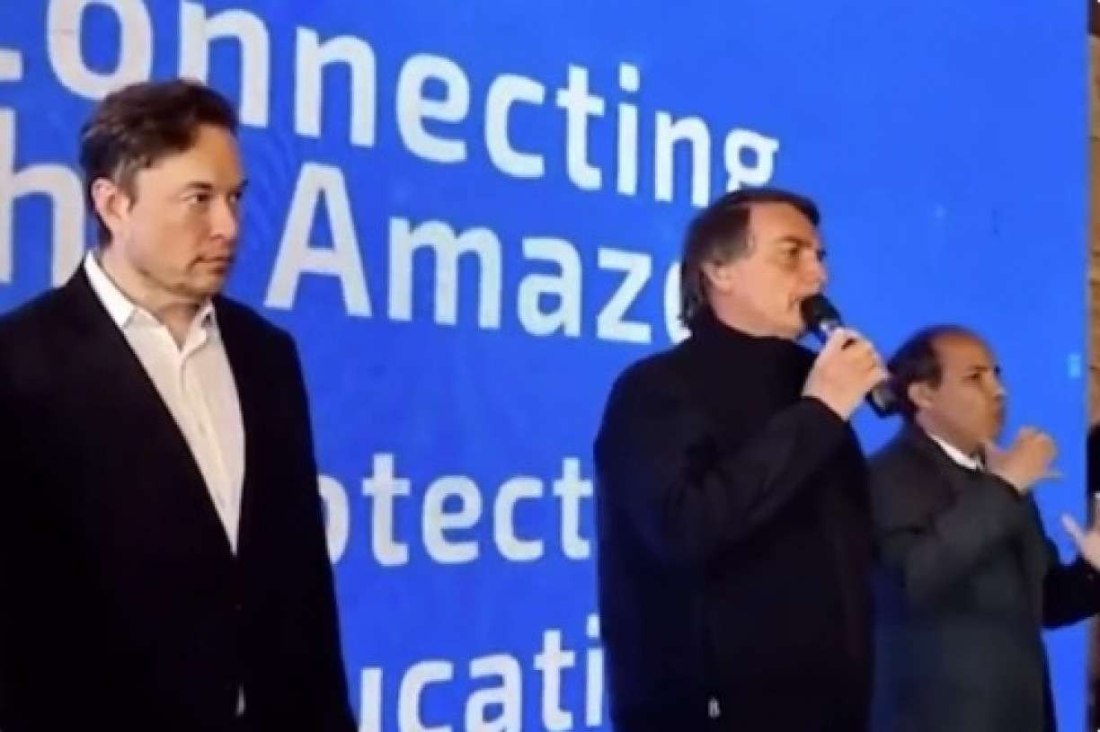 Bolsonaro chama Elon Musk de ''mito da liberdade'' em encontro