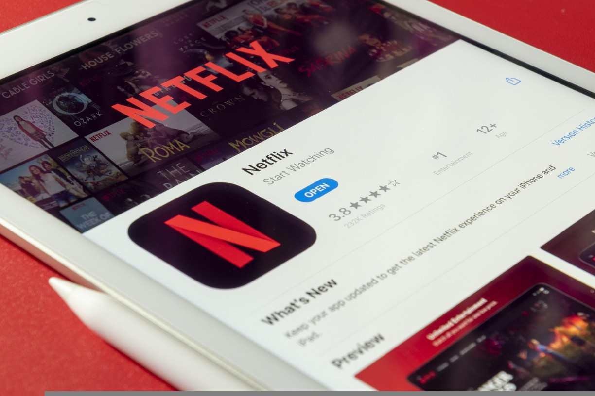 Netflix começa a cobrar pelo compartilhamento de senhas no Brasil - Jornal  O Diário