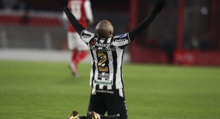 Nino Paraíba após a vitória e classificação do Ceará diante do Independiente pela Sul-Americana