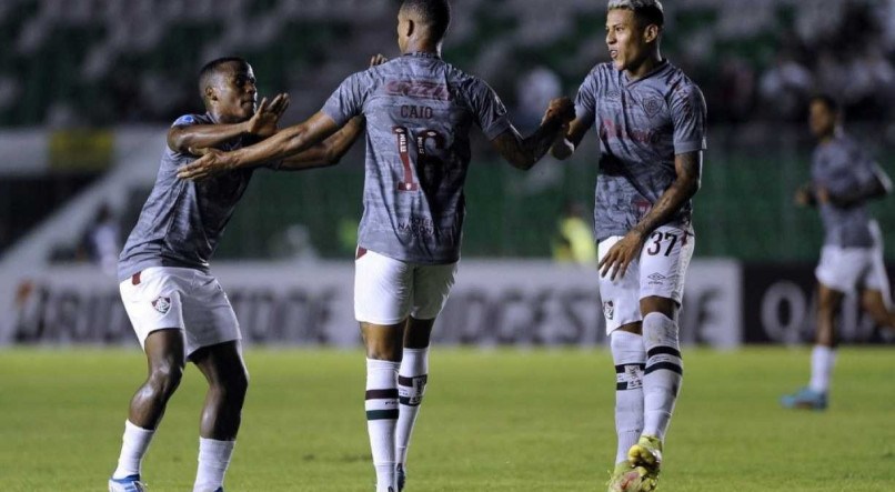 Jogadores do Fluminense se cansaram de comemorar gols nesta noite
