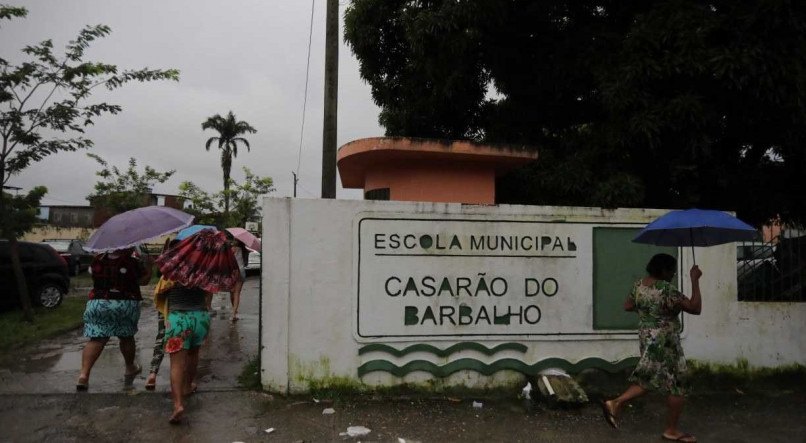 Escola Municipal Casar&atilde;o do Barbalho, na Iputinga, Zona Oeste do Recife, &eacute; uma das que virou abrigo para fam&iacute;lias desalojadas