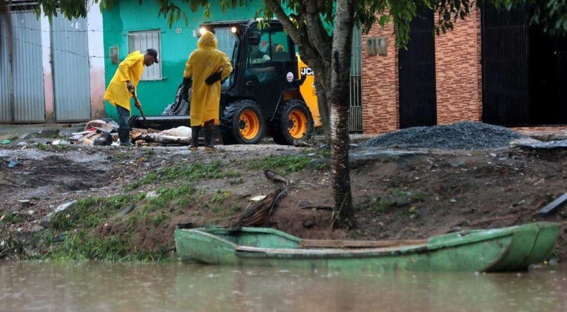 CHUVA ESTRAGO GOIANA // MATA NORTE // CHUVAS // ALAGAMENTO // Imagens da cidade de Goiana na Zona da Mata Norte de Pernambuco. Pessoas que perderam tudo quando tiveram suas casas invadidas pelas águas das chuvas no mês de maio de 2022.