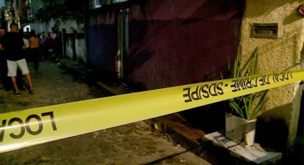 Irmãs foram encontradas mortas em casa, no bairro de Brasília Teimosa
