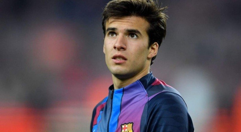 Riqui Puig é jogador do Barcelona