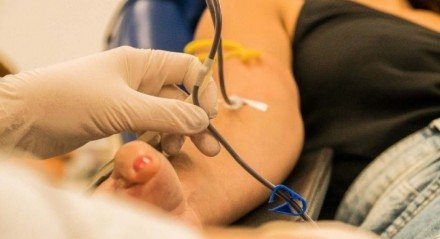 As ocorrências provocadas pelas fortes chuvas que atingem a Região Metropolitana do Recife (RMR), desde a última semana, têm afetado também os estoques de sangue da Fundação de Hematologia e Hemoterapia de Pernambuco (Hemope)