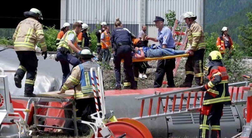 A causa do acidente de trem na Alemanha ainda não foi divulgada