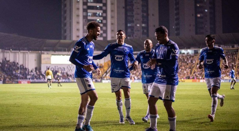 O Cruzeiro visita o Flu pela Copa do Brasil