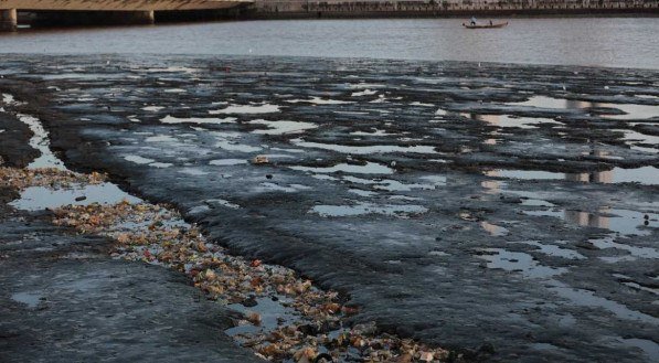Poluição de rios e mares foi apontado como principal problema ambiental enfrentado no Recife para 43% dos entrevistados