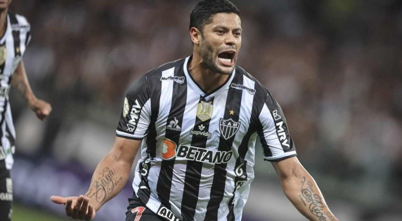 Hulk marcou dois gols para o Atl&eacute;tico-MG sobre o Democrata pelo Mineiro