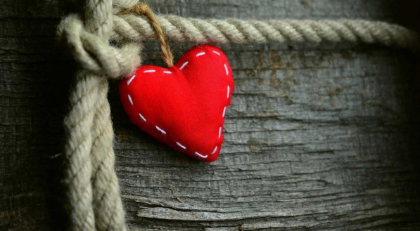 Neste dia 12 de junho, celebra-se o Dia dos Namorados; veja as melhores mensagens e frases para enviar

