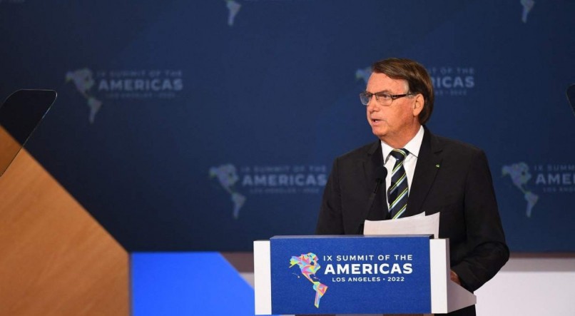 Bolsonaro discursou na Cúpula das Américas nesta sexta-feira (10)