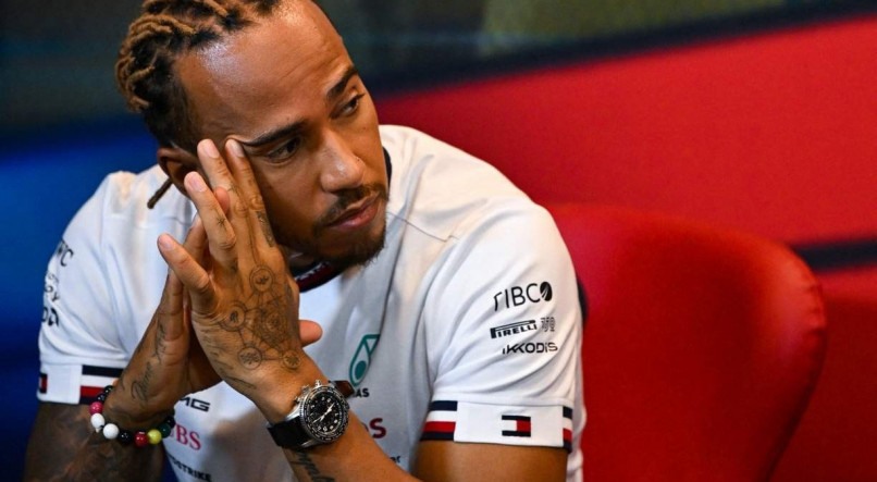 O contrato entre Hamilton e Mercedes vai at&eacute; o fim desta temporada da F&oacute;rmula 1