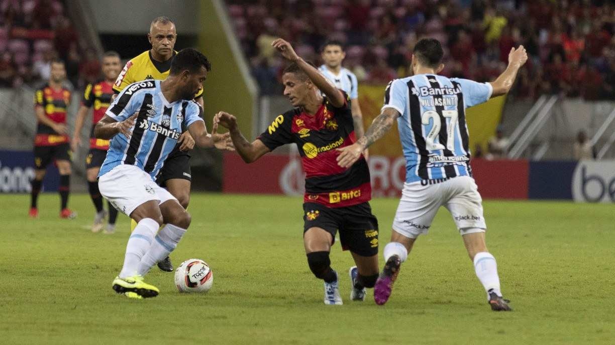 Sport e Grêmio fazem jogo equilibrado e ficam no empate por 0 a 0 no Recife