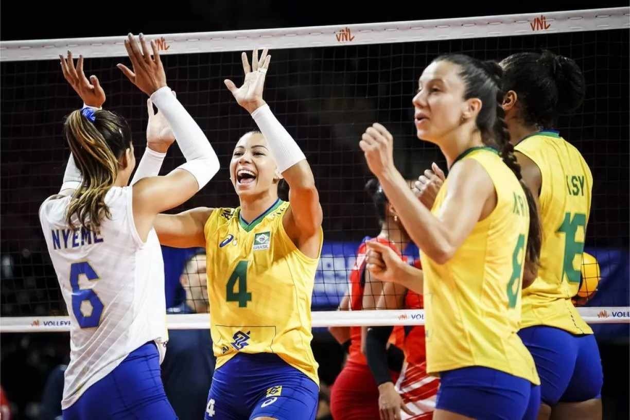 TABELA DE JOGOS LIGA DAS NAÇÕES VÔLEI FEMININO 2022: Brasil joga hoje  (14/07)? Veja o CHAVEAMENTO e a tabela do próximo jogo do Brasil na fase  final da Liga das Nações de