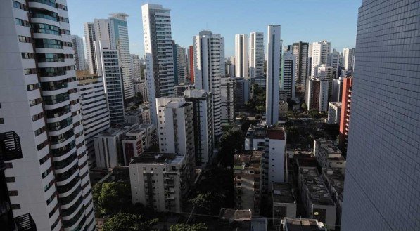 Outros indicadores do mercado imobili&aacute;rio, como o &Iacute;ndice Nacional de Custo da Constru&ccedil;&atilde;o (INCC) e o &Iacute;ndice de Varia&ccedil;&atilde;o de Alugu&eacute;is Residenciais (IVAR), tamb&eacute;m registraram acelera&ccedil;&atilde;o