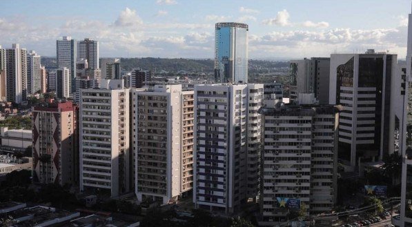 Segundo os dados da Associa&ccedil;&atilde;o Brasileira das Entidades de Cr&eacute;dito Imobili&aacute;rio e Poupan&ccedil;a (Abecip), os financiamentos imobili&aacute;rios superaram as expectativas no primeiro semestre de 2024