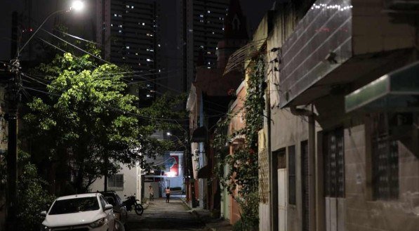 "Tô em Casa": saiba como conseguir até R$ 600 para pagar aluguel no Recife