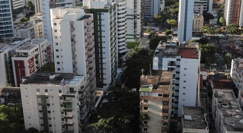 A raz&atilde;o entre o pre&ccedil;o m&eacute;dio de loca&ccedil;&atilde;o e o pre&ccedil;o m&eacute;dio de venda dos im&oacute;veis &eacute; mais alto no Recife