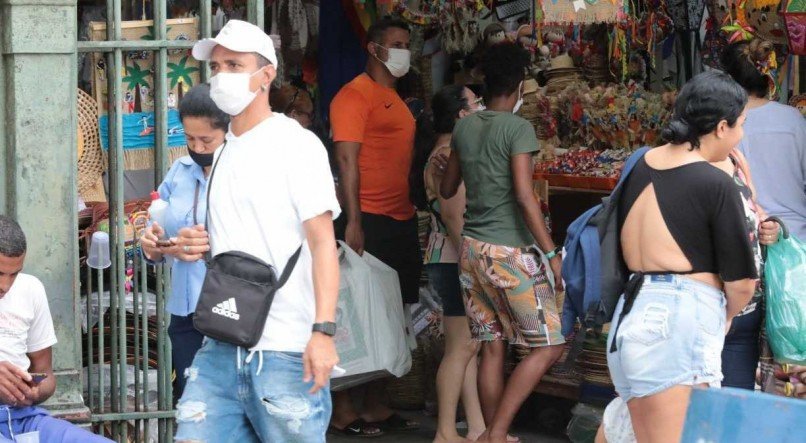 M&Aacute;SCARA // COVID19 // RECIFE // PESSOAS USANDO M&Aacute;SCARA NA RUA // USO DE M&Aacute;SCARA CONTRA COVID // PESSOAS SEM M&Aacute;SCARA // M&Aacute;SCARA PROTE&Ccedil;&Atilde;O COVID19.