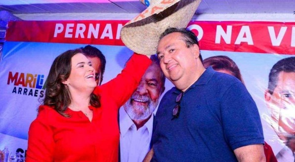 Marília Arraes (SD), pré-candidata ao Governo de Pernambuco, e Sebastião Oliveira (Avante), seu vice