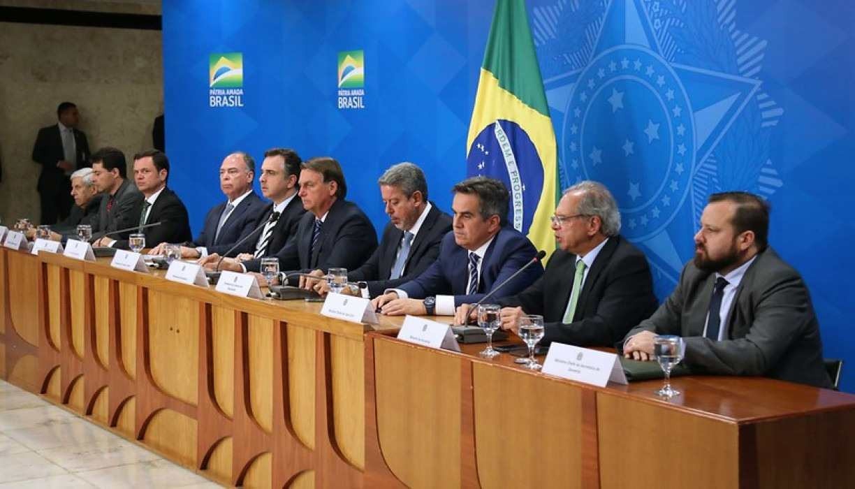 Fórmula para Auxílio Brasil de R$ 600 mostra que Governo enganou estados ao propor compensação de ICMS