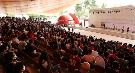 Na UFPE, abertura do ano letivo, no câmpus Recife, contou com aula magna ministrada pelo reitor Alfredo Gomes