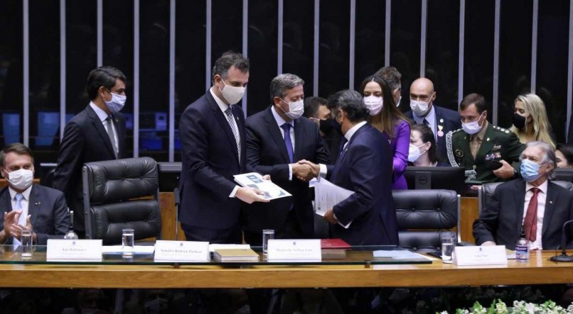 O presidente da Rep&uacute;blica, Jair Bolsonaro no dia passe de do presidente da C&acirc;mara, deputado, Arthur Lira (PP - AL)