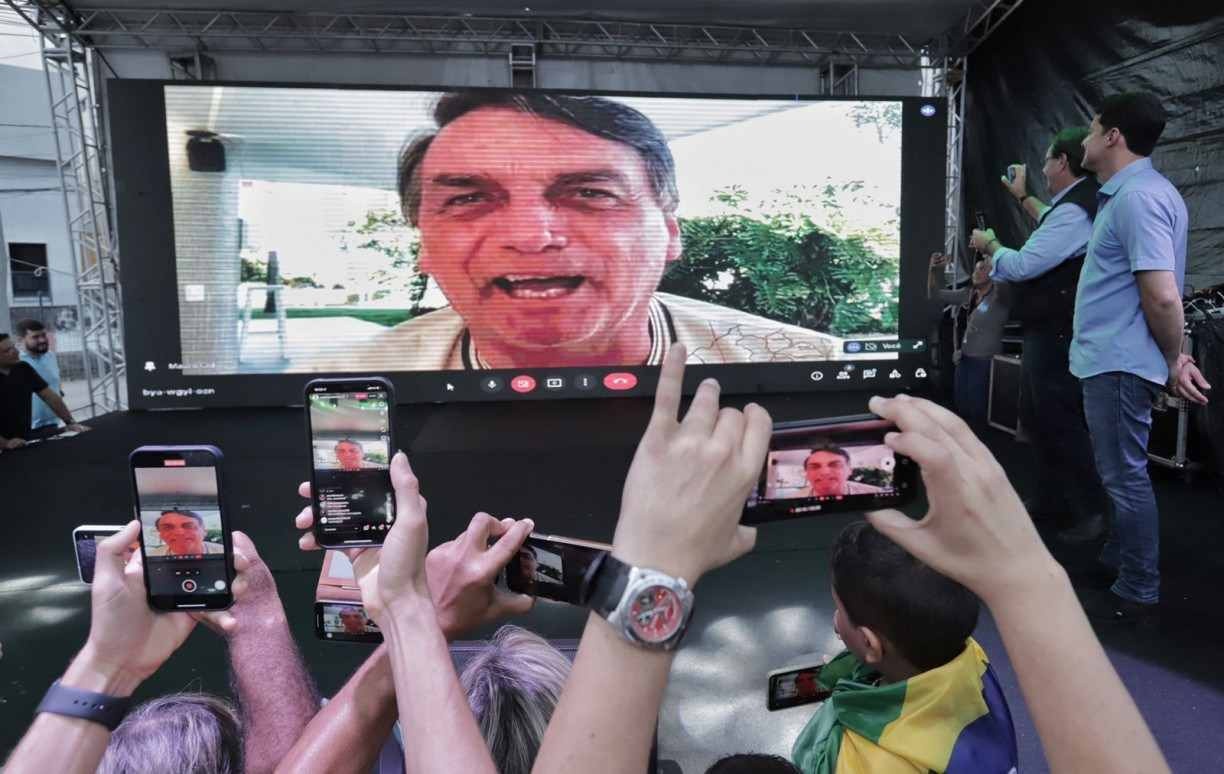 Governo Bolsonaro aumenta gastos com publicidade na Globo; veja quanto