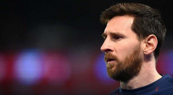 Messi ainda n&atilde;o oficializou se vai sair ou n&atilde;o do PSG