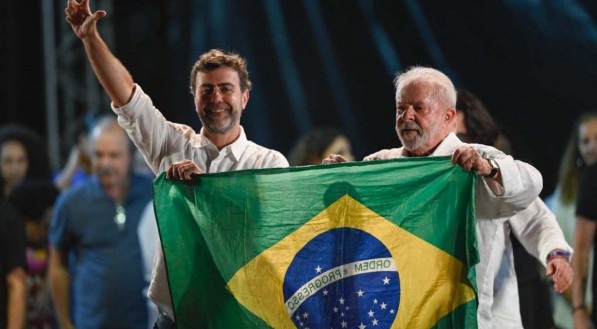 Lula (PT) ao lado de Marcelo Freixo (PSB) no Rio de Janeiro