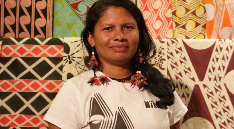 BEL JURUNA Artesã traz o xingu com grafismo em tecidos no Janete Costa