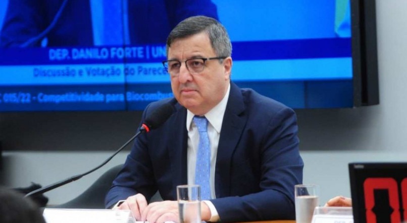 Deputado Danilo Forte (União Brasil-CE) é relator da PEC Kamikaze na Câmara