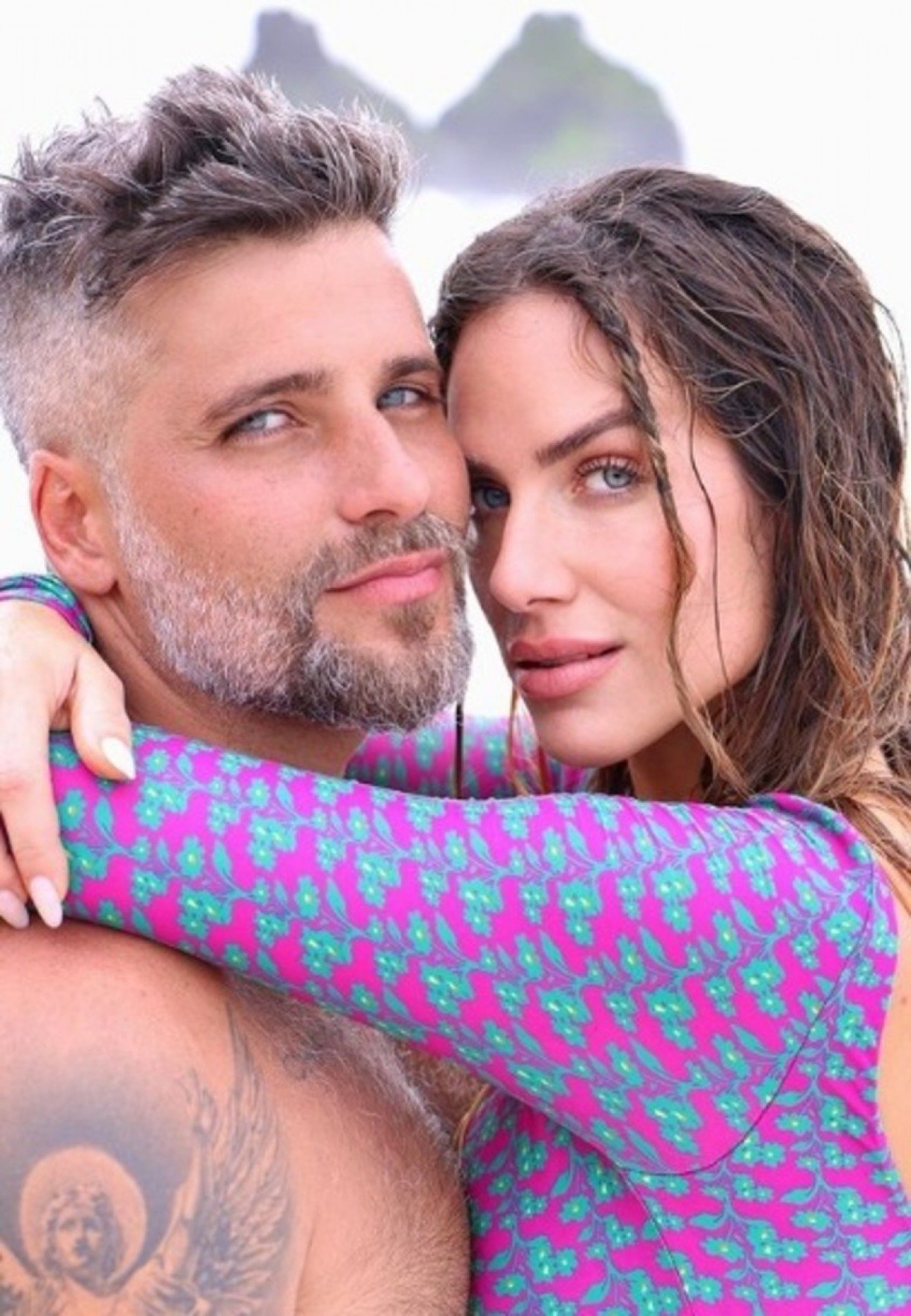 Super Bless': Giovanna Ewbank e Bruno Gagliasso contam como descobriram e  trataram sensibilidade sensorial do filho, Fantástico