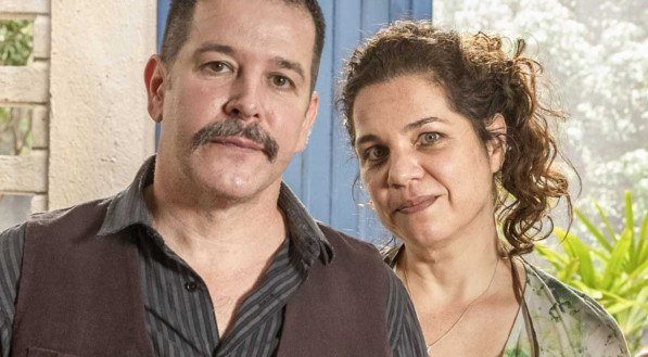 Tenório (Murilo Benício) e Maria Bruaca (Isabel Teixeira)