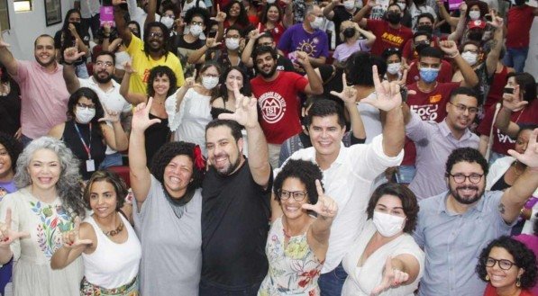 No Recife, Guilherme Boulos reforça apoio às pré-candidaturas de Lula e João Arnaldo