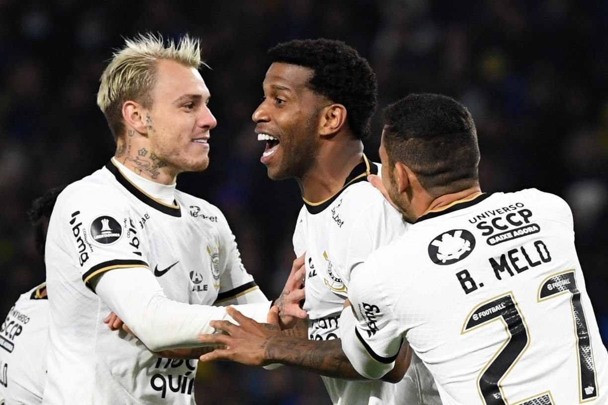 CORINTHIANS E BRAGANTINO TRANSMISSÃO AO VIVO: Onde assistir? TV Globo  transmite? Veja canal e horário do jogo de hoje, 29/08