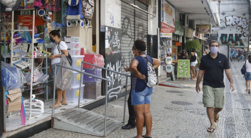 Dia do Comerciário pode ter ou não lojas abertas