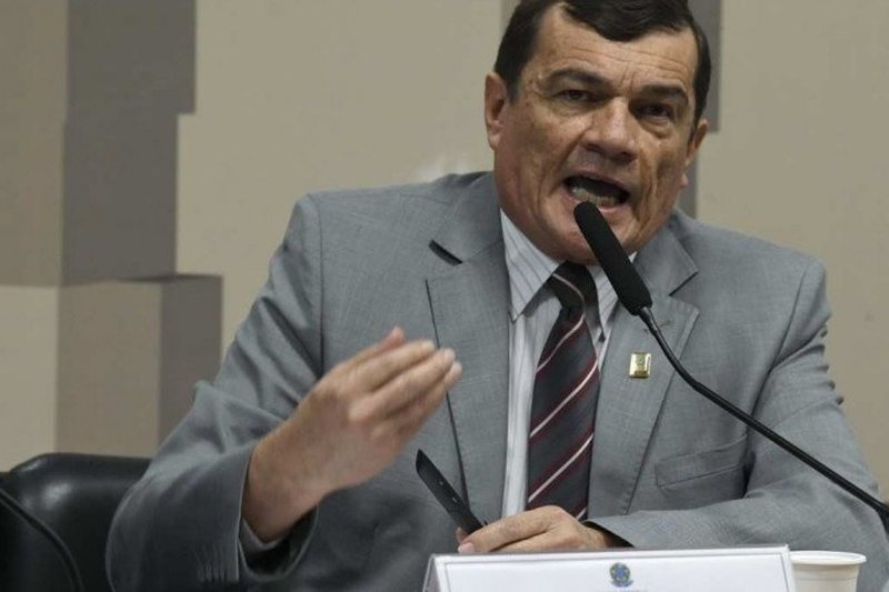 Paulo S&eacute;rgio Nogueira, ex-ministro da Defesa