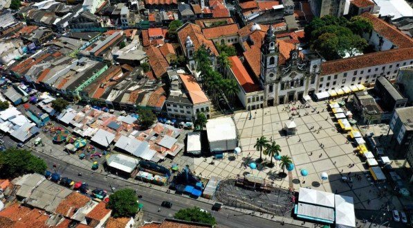  Assalto a turistas ocorreu na Avenida Dantas Barreto, perto da Igreja de Nossa Senhora do Carmo